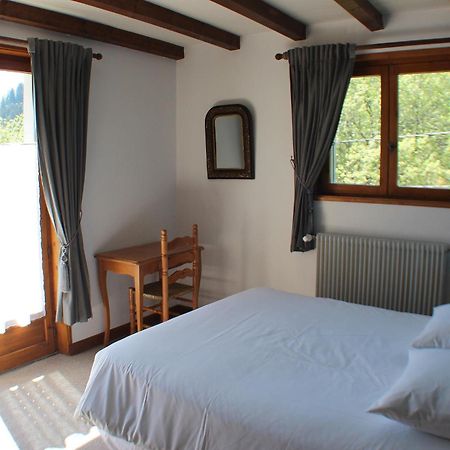 Le Taconet Otel Le Praz de Lys Oda fotoğraf